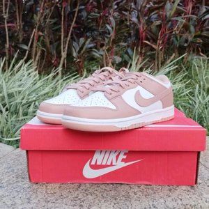Nike Dunks in rose whisper, women’s